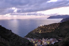 01-05-manarola-e-presepio