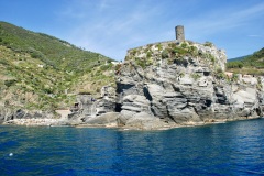 torre-vernazza-dal-mare